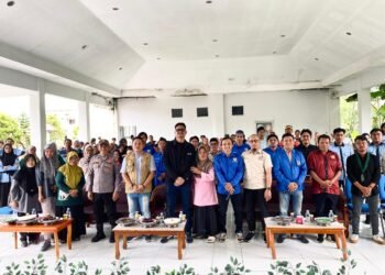 Sinergi KNPI, FORKAMI, dan Baznas: Teguh Iswara Suardi Puji Kreativitas Sosial Pemuda Soppeng Riaja