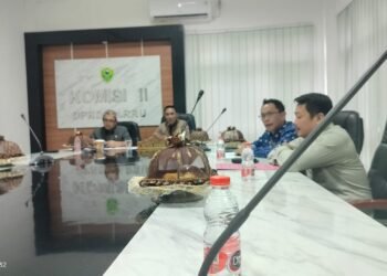 Asosiasi Pedagang Pasar Barru Minta Pemkab dan DPRD Konsisten Tolak Alfamart dan Indomaret